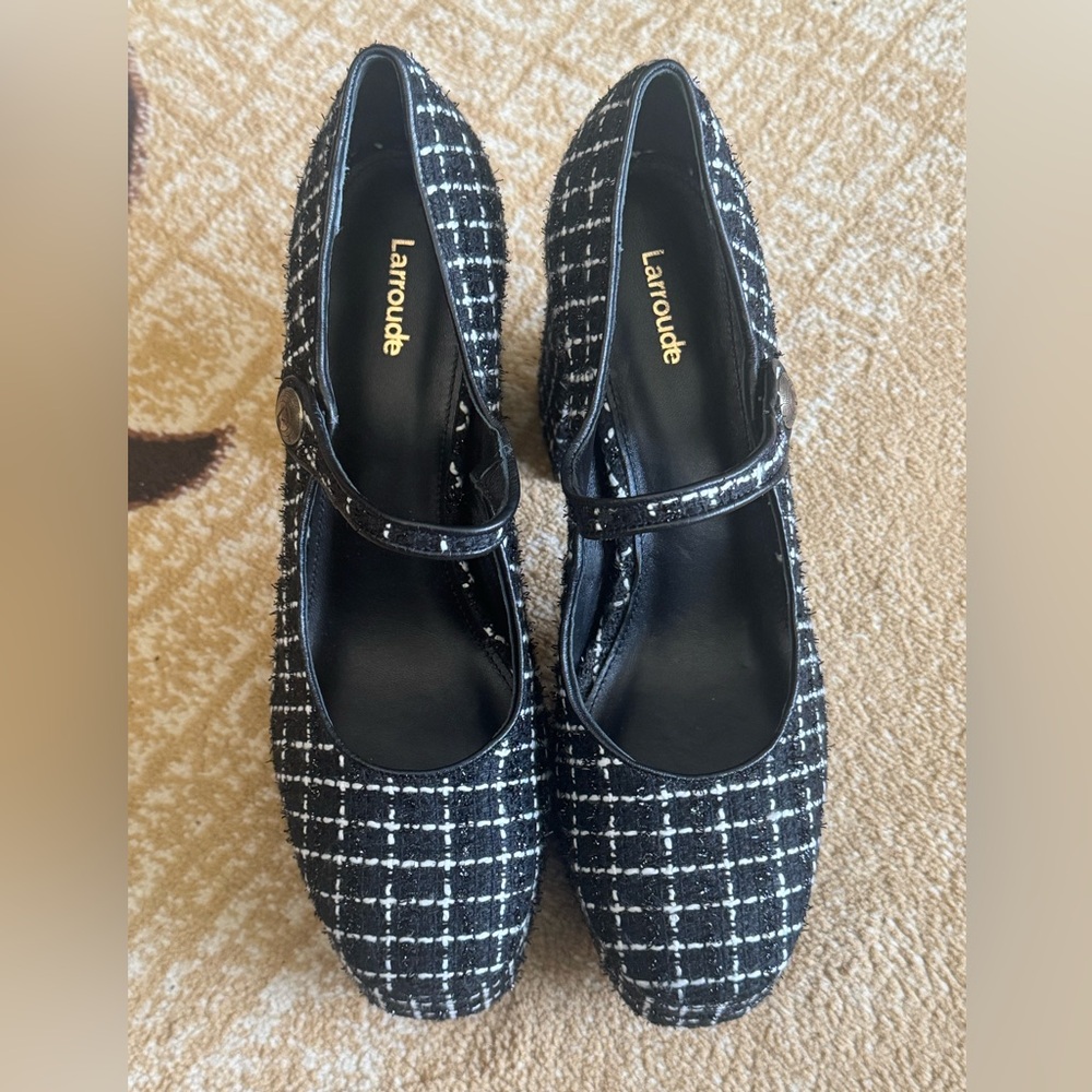 Larroude Emma Women’s shoes size 11